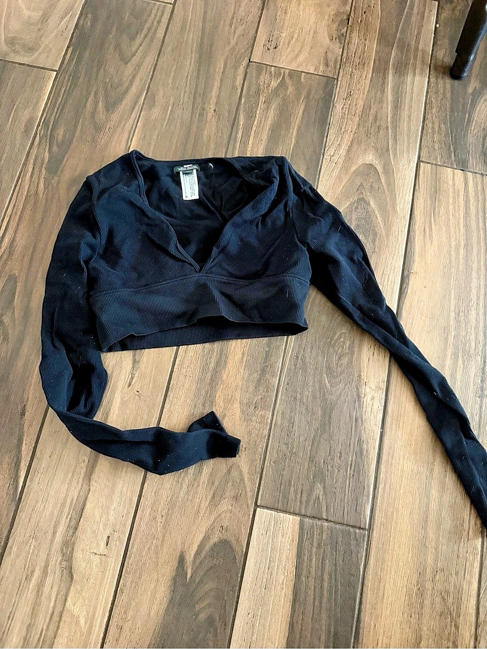 Wild Fable Long Sleeve ribbed Crop Top in Black Size Medium Like New